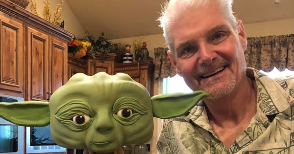 HIM ve Yoda'nın Sesi Tom Kane 64 Yaşında Vefat Etti